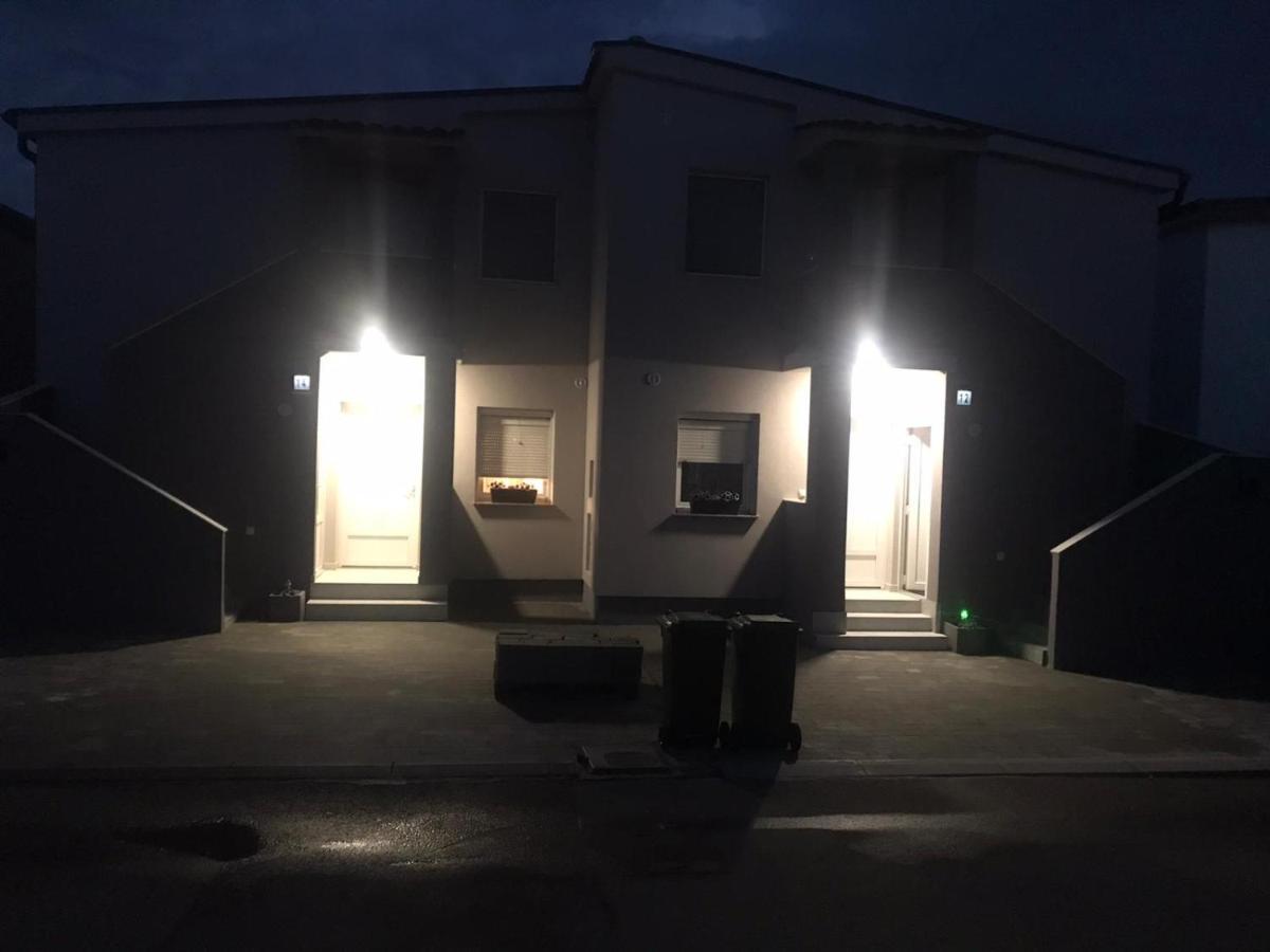 Apartman Petra 2 Vir Kültér fotó